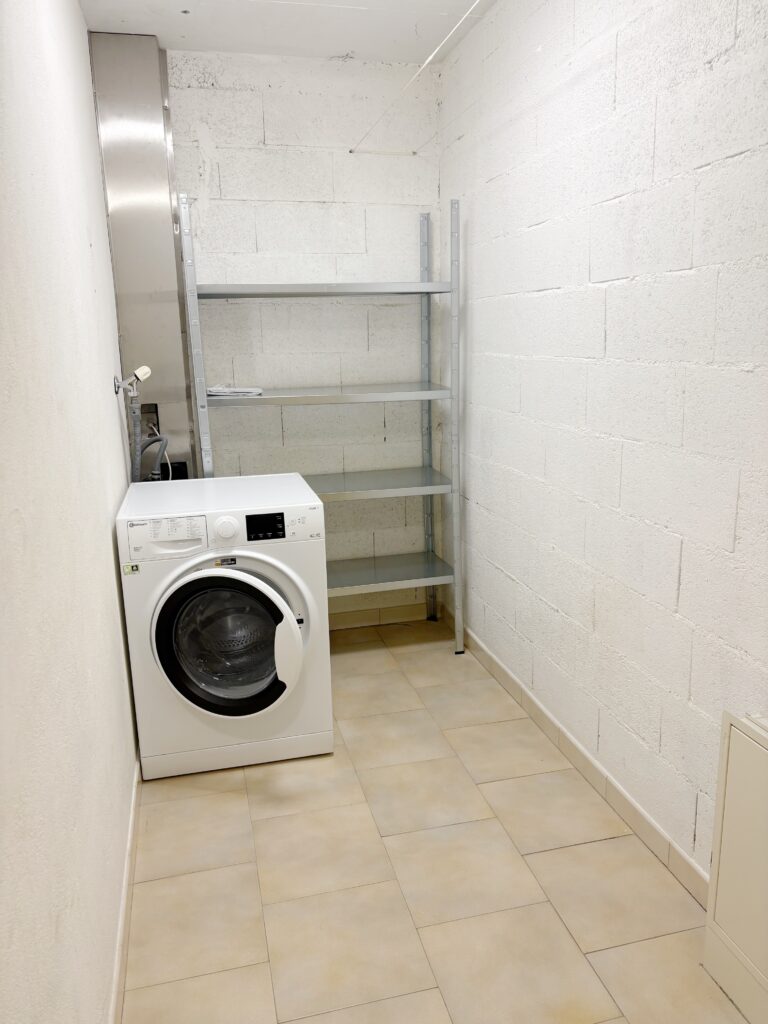 Facetune_21-10-2025-11-18-42