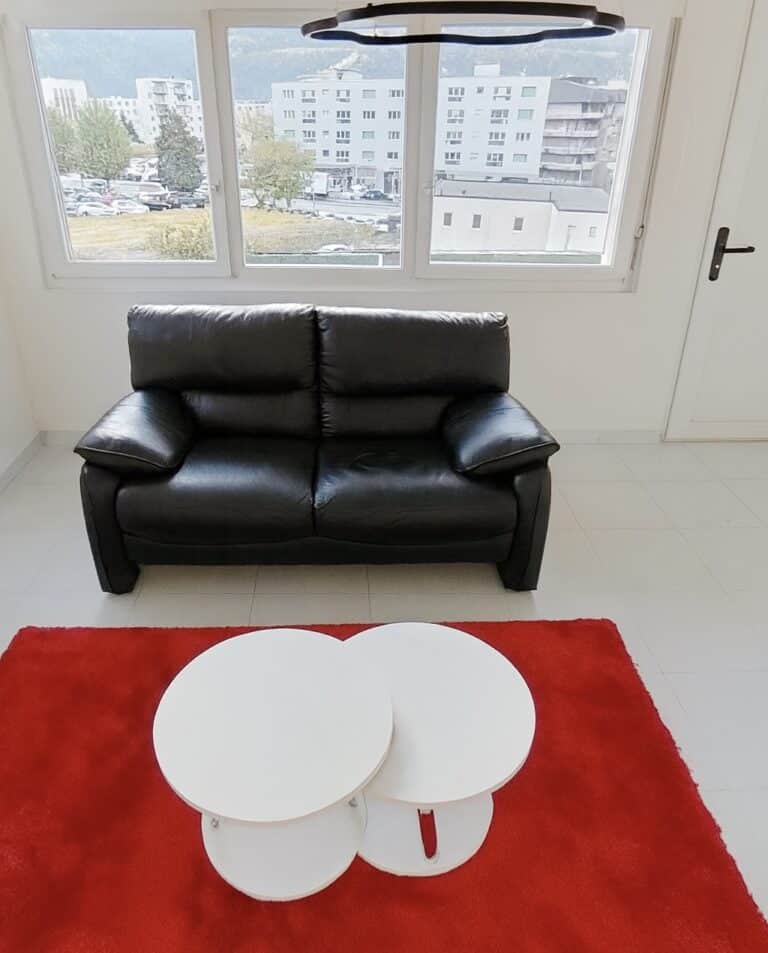 Facetune_21-10-2025-14-48-00