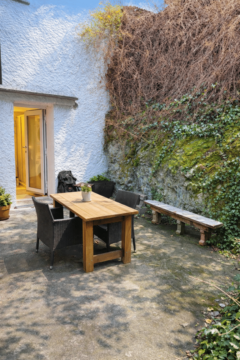 7AA93E0E-9D4C-46E5-A0F0-42538456D4A7